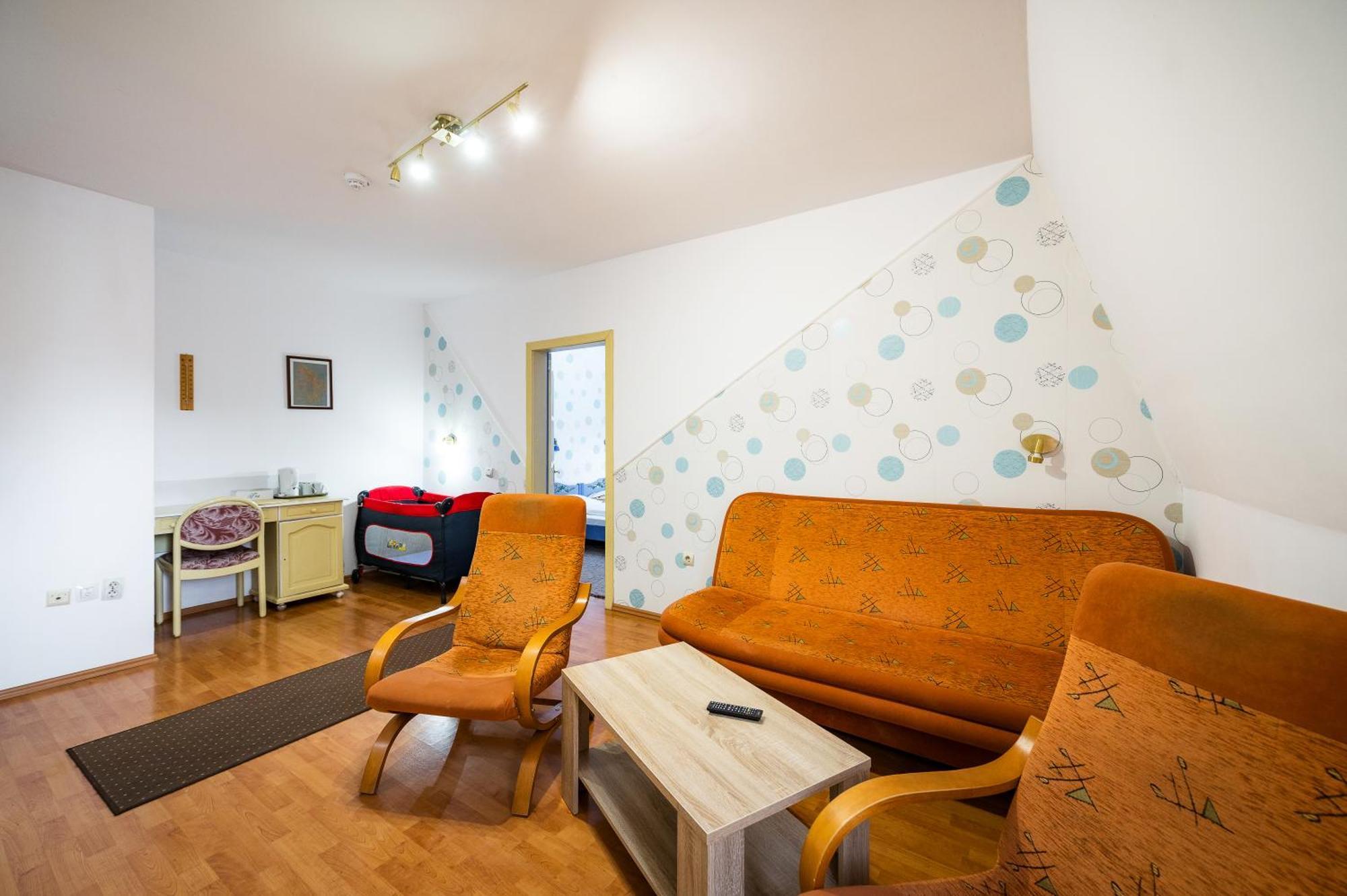 Hotel Sugas Sfântu-Gheorghe エクステリア 写真
